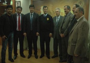 Yıldız'a tebrik ziyareti